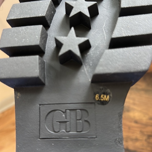 Gianni Bini GB All-Star Leopard Print Chunky Lug Sole Platform Booties size 6.5 - Picture 6 of 8